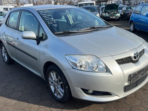 Toyota Auris 2008 – ESSENCE