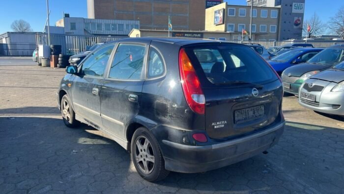 NISSAN ALMERA TINO 2005