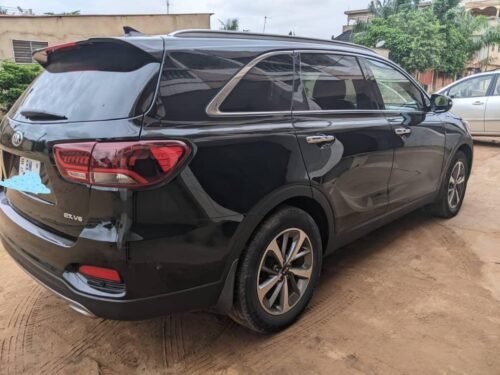 VOITURE EN LOCATION (KIA SPORTAGE EN LOCATION À LOMÉ TOGO