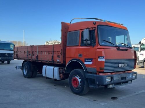 IVECO PLATEAU